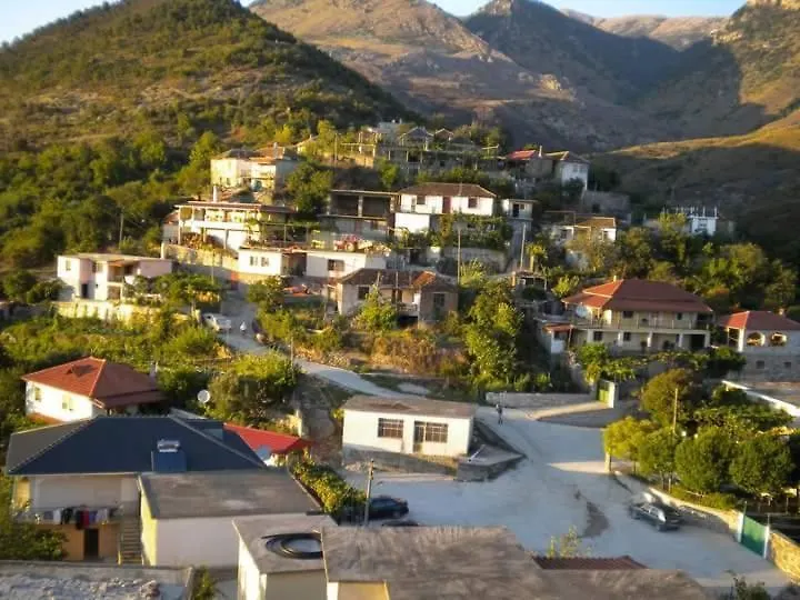 Konomi House Villa Gjirokastër